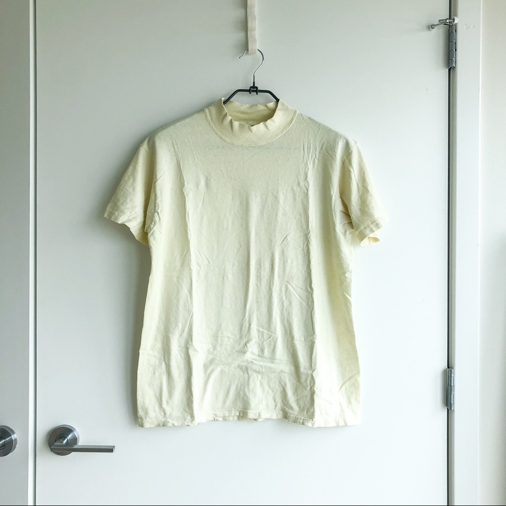 Vintage pastel yellow single stitch mock neck tee